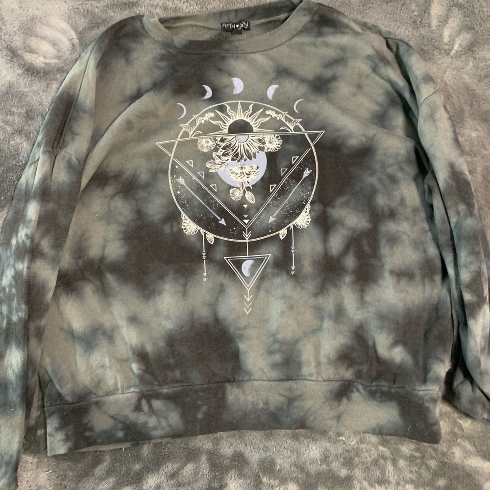 Grey long sleeve